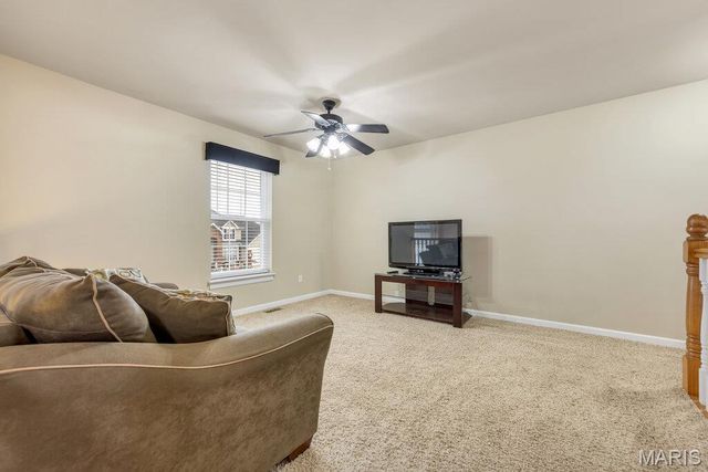 638 Knollshire Way, O'fallon, MO 63368