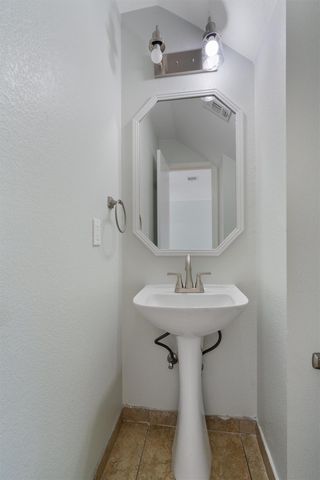 6300 Crumley LN, Austin, TX 78741