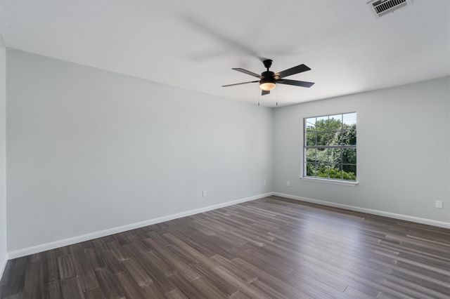 6300 Crumley LN, Austin, TX 78741