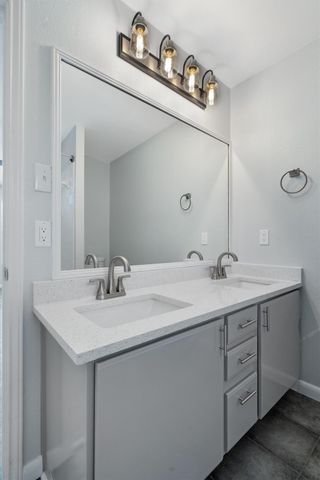 6300 Crumley LN, Austin, TX 78741