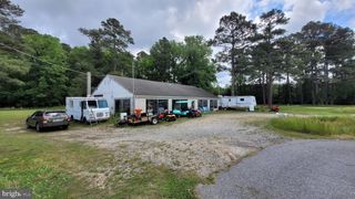 1042 OCEAN HIGHWAY, Pocomoke City, MD 21851