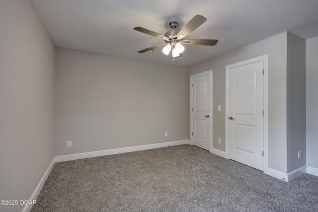 1222 Grand Avenue, Joplin, MO 64801