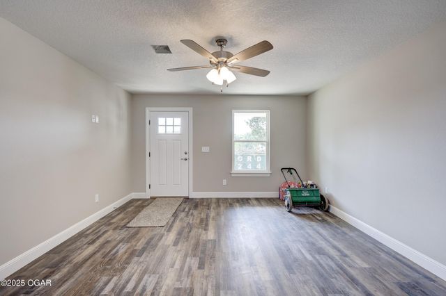 1222 Grand Avenue, Joplin, MO 64801