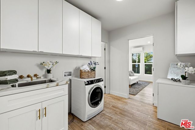 2621 Veteran Avenue, Los Angeles, CA 90064