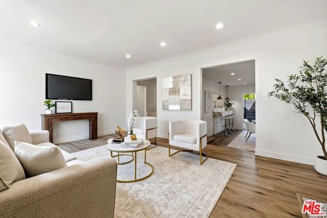 2621 Veteran Avenue, Los Angeles, CA 90064