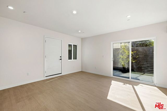 2621 Veteran Avenue, Los Angeles, CA 90064