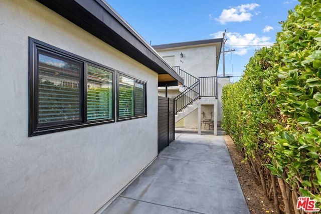 2621 Veteran Avenue, Los Angeles, CA 90064