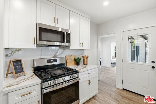 2621 Veteran Avenue, Los Angeles, CA 90064