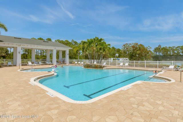 294 Breckenridge Circle SE, Palm Bay, FL 32909