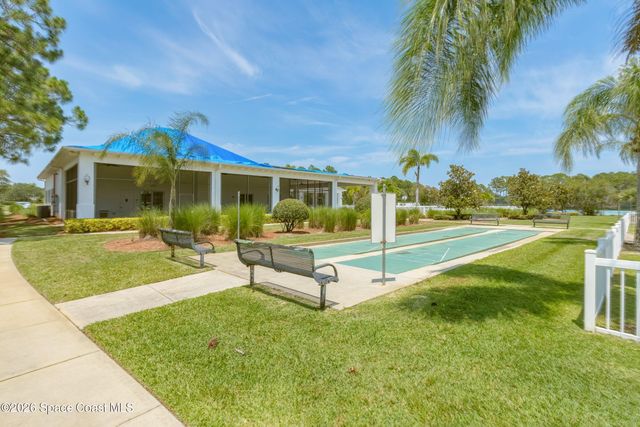 294 Breckenridge Circle SE, Palm Bay, FL 32909