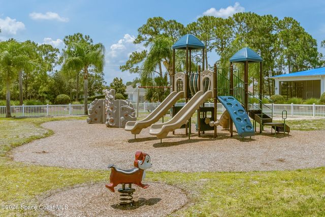 294 Breckenridge Circle SE, Palm Bay, FL 32909