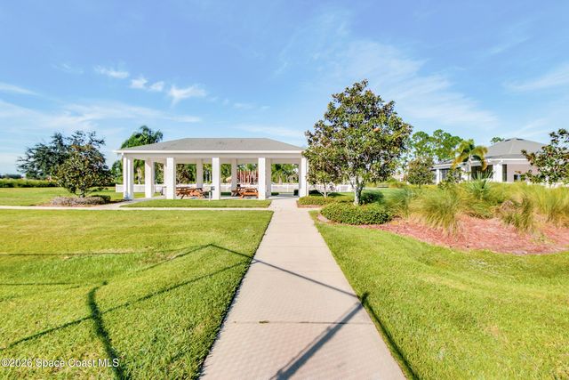 294 Breckenridge Circle SE, Palm Bay, FL 32909