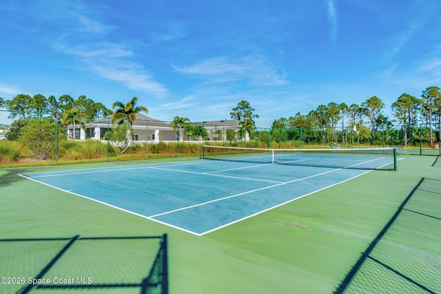 294 Breckenridge Circle SE, Palm Bay, FL 32909