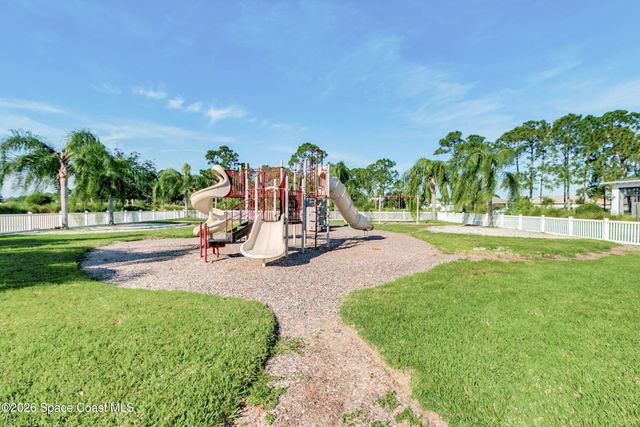 294 Breckenridge Circle SE, Palm Bay, FL 32909