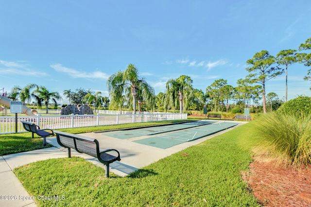 294 Breckenridge Circle SE, Palm Bay, FL 32909