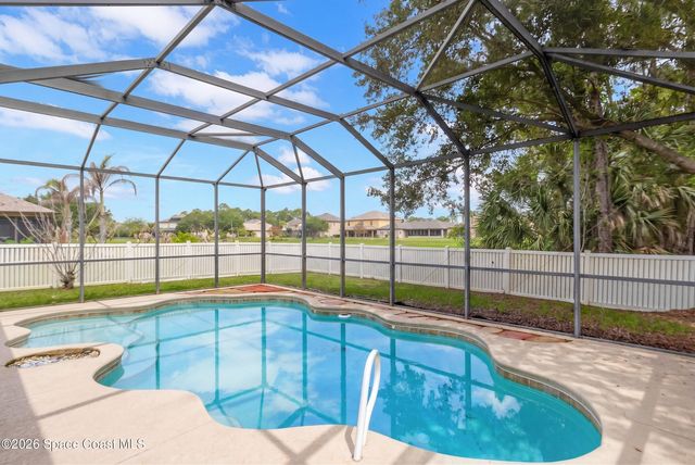 294 Breckenridge Circle SE, Palm Bay, FL 32909