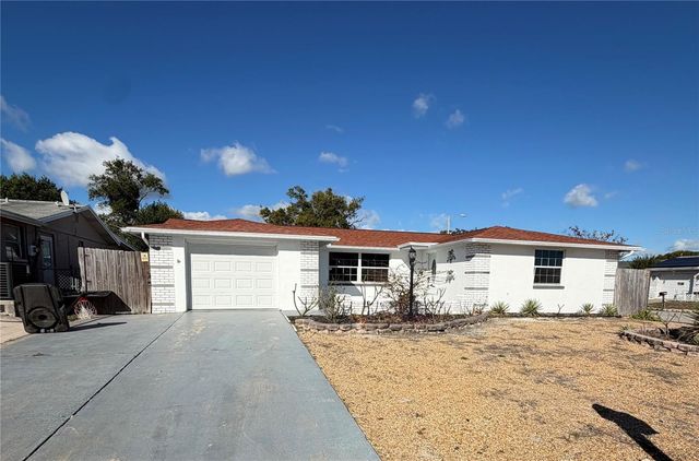 11241 LINDEN LANE, Port Richey, FL 34668