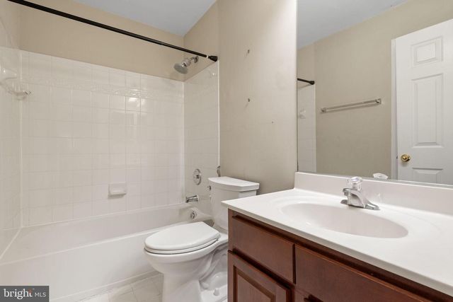 820 FERNDALE TER NE, Leesburg, VA 20176