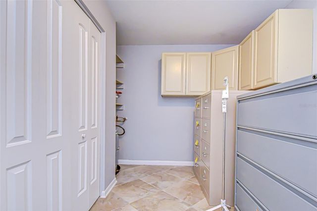 2109 LITHIA PINECREST ROAD, Valrico, FL 33596