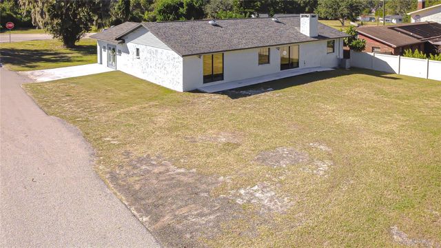 2109 LITHIA PINECREST ROAD, Valrico, FL 33596