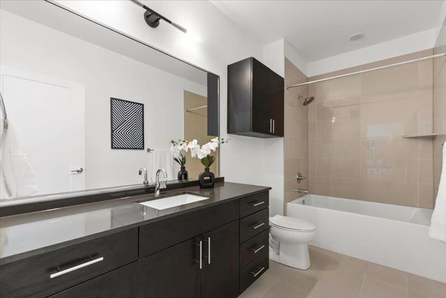 4801 Springdale RD 1107, Austin, TX 78723