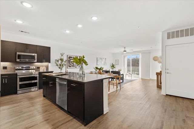 4801 Springdale RD 1107, Austin, TX 78723