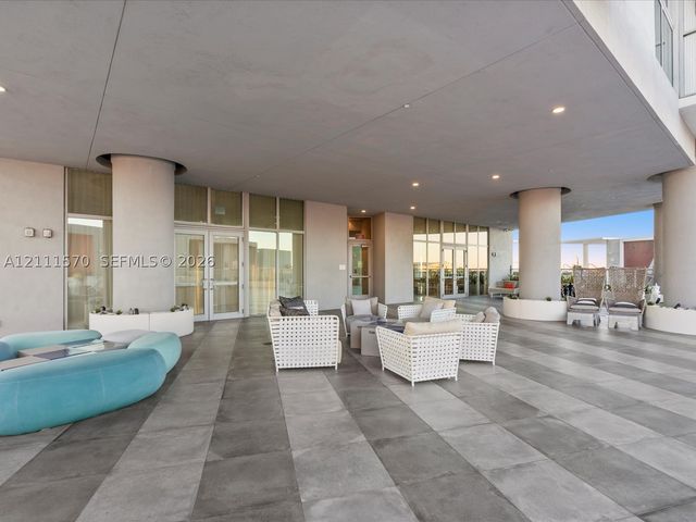 2000 Metropica Way 404, Sunrise, FL 33323