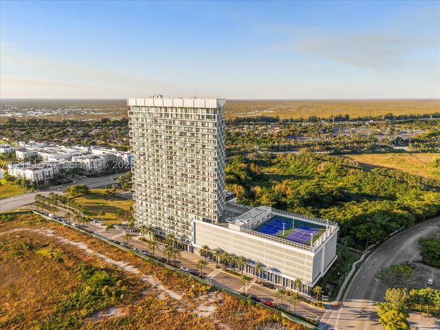 2000 Metropica Way 404, Sunrise, FL 33323