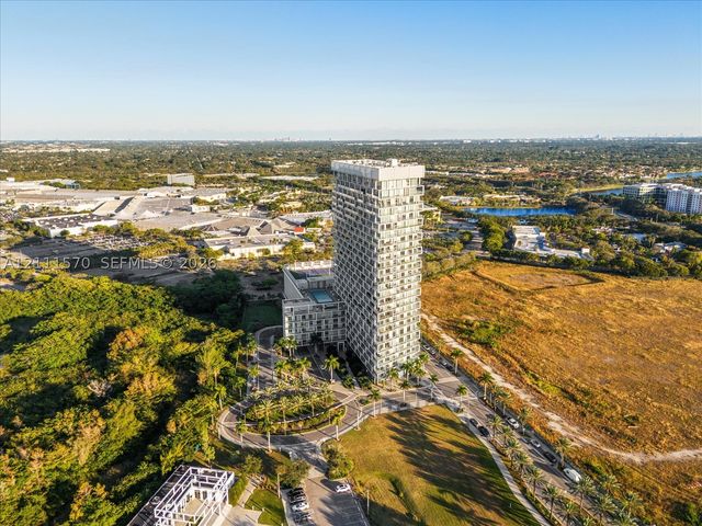 2000 Metropica Way 404, Sunrise, FL 33323
