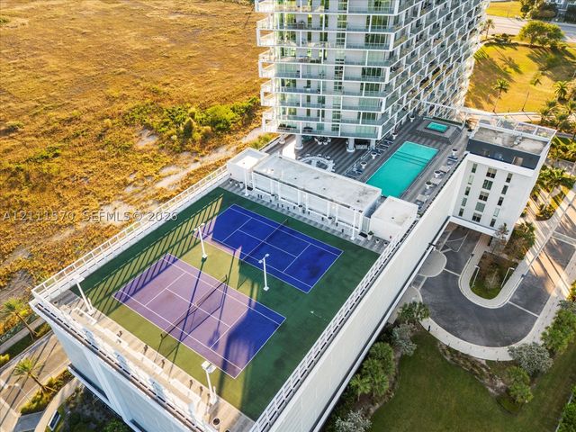 2000 Metropica Way 404, Sunrise, FL 33323