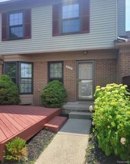 31164 Country Way Way, Farmington Hills, MI 48331