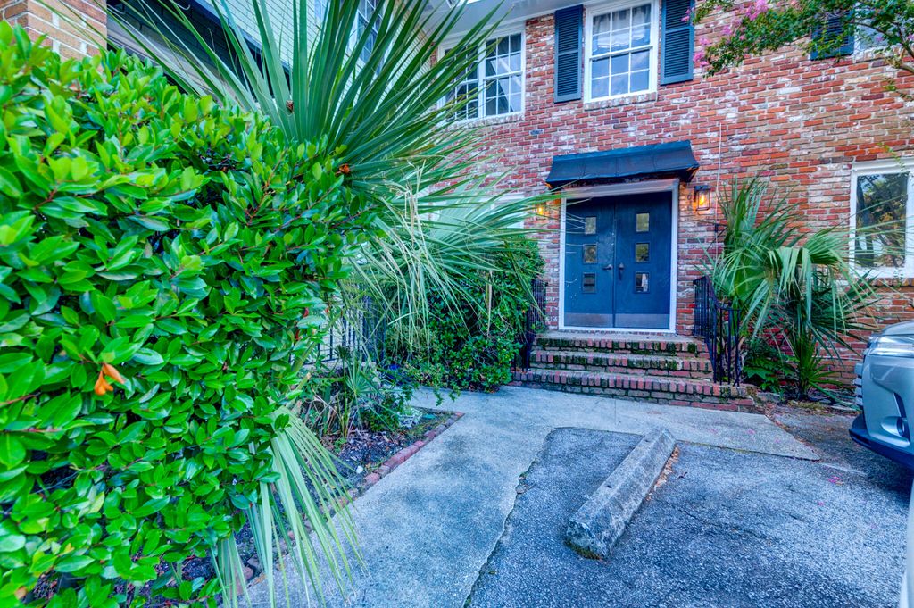 7 Doughty Street F, Charleston, SC 29403