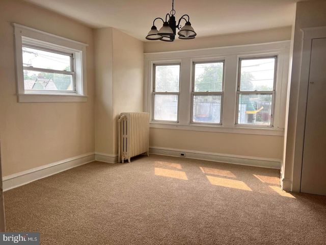 303 E VERNON RD, Philadelphia, PA 19119