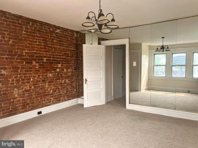 303 E VERNON RD, Philadelphia, PA 19119