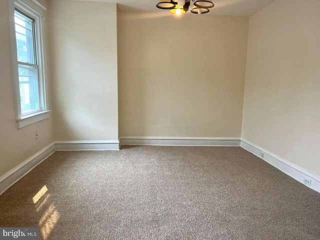 303 E VERNON RD, Philadelphia, PA 19119