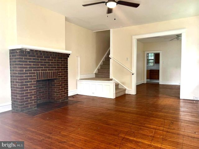 303 E VERNON RD, Philadelphia, PA 19119