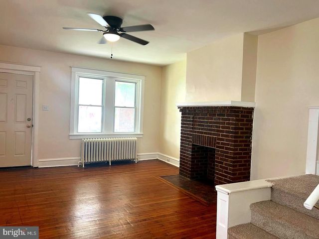 303 E VERNON RD, Philadelphia, PA 19119