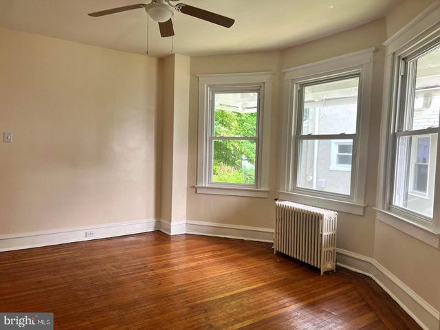 303 E VERNON RD, Philadelphia, PA 19119