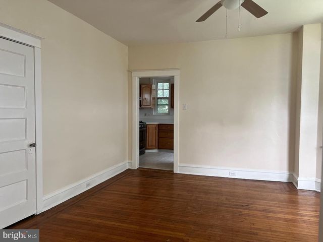 303 E VERNON RD, Philadelphia, PA 19119
