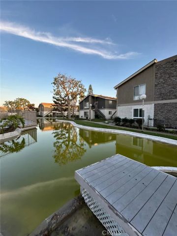 2847 S Fairview D, Santa Ana, CA 92704