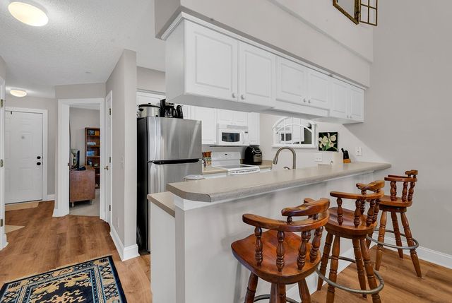 619 Woodmoor Dr Unit 302, Murrells Inlet, SC 29576