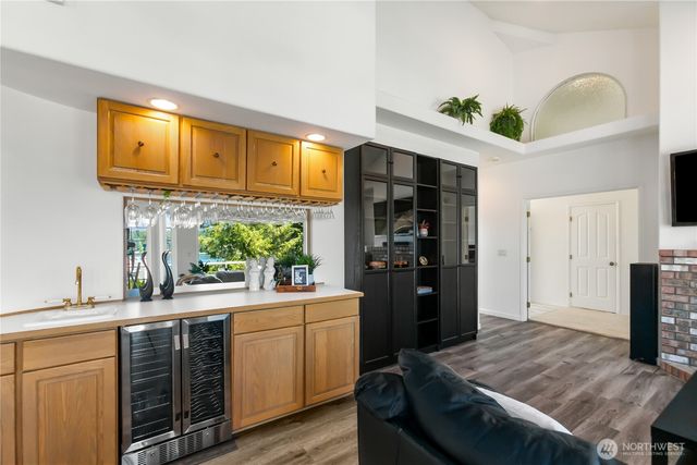 6074 Osprey Circle, Bremerton, WA 98312