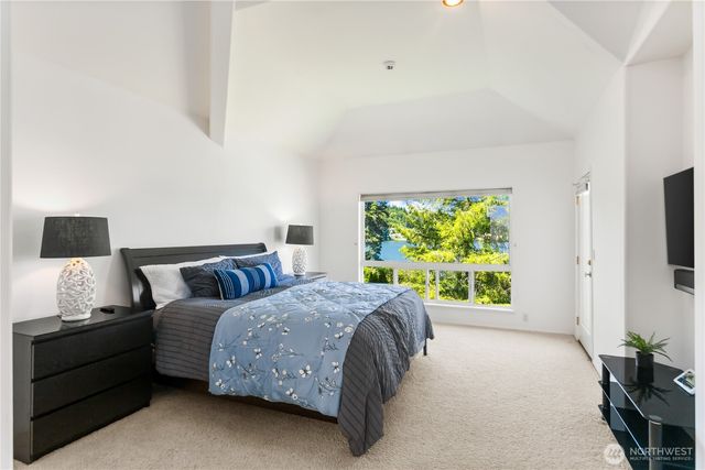 6074 Osprey Circle, Bremerton, WA 98312