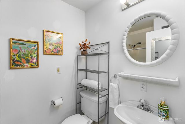 6074 Osprey Circle, Bremerton, WA 98312