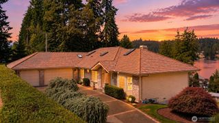 6074 Osprey Circle, Bremerton, WA 98312