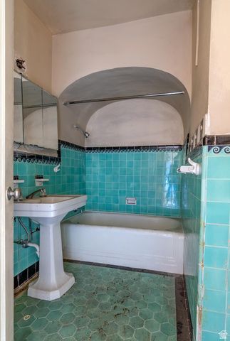 63 S 400 E, Salt Lake City, UT 84111