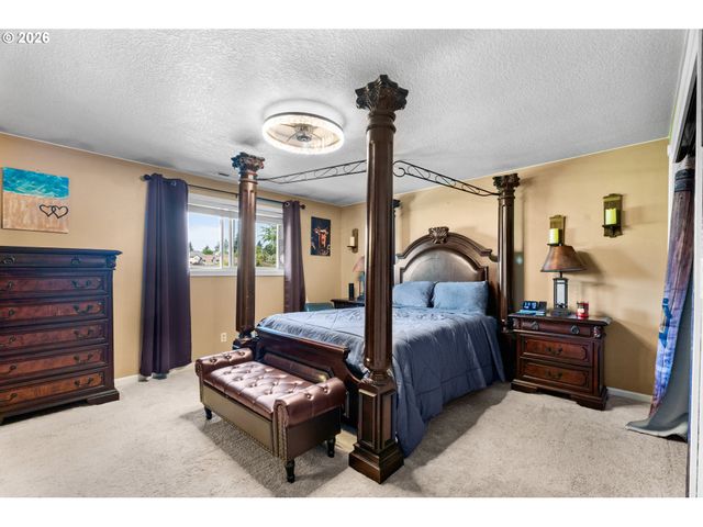 960 N aspen, Canby, OR 97013