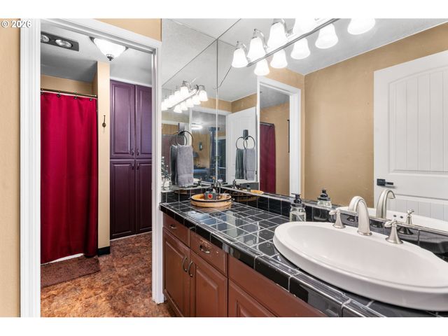 960 N aspen, Canby, OR 97013