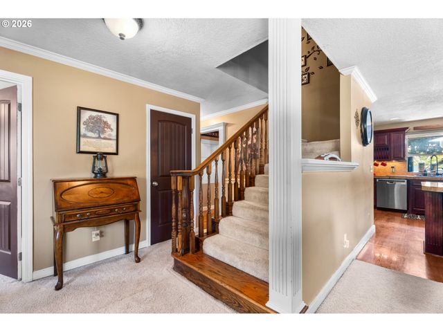 960 N aspen, Canby, OR 97013