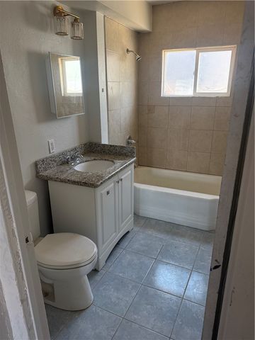 530 East Oakey Boulevard A, Las Vegas, NV 89104